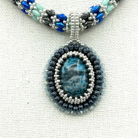 Hand Crafted Rope Style and Beaded Blue Agate Pendant Necklace - Picture 6 of 11
